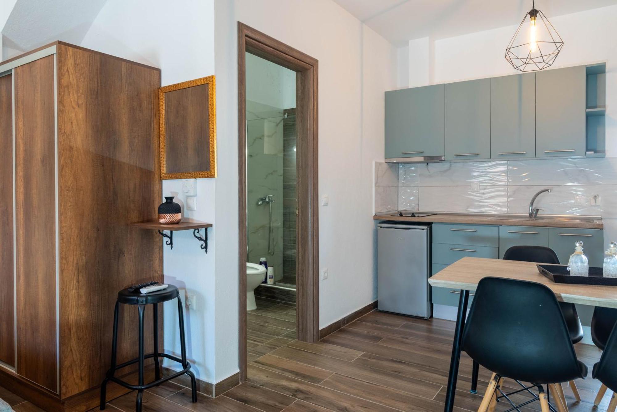Aigli Luxury Studios Nea Roda Dış mekan fotoğraf