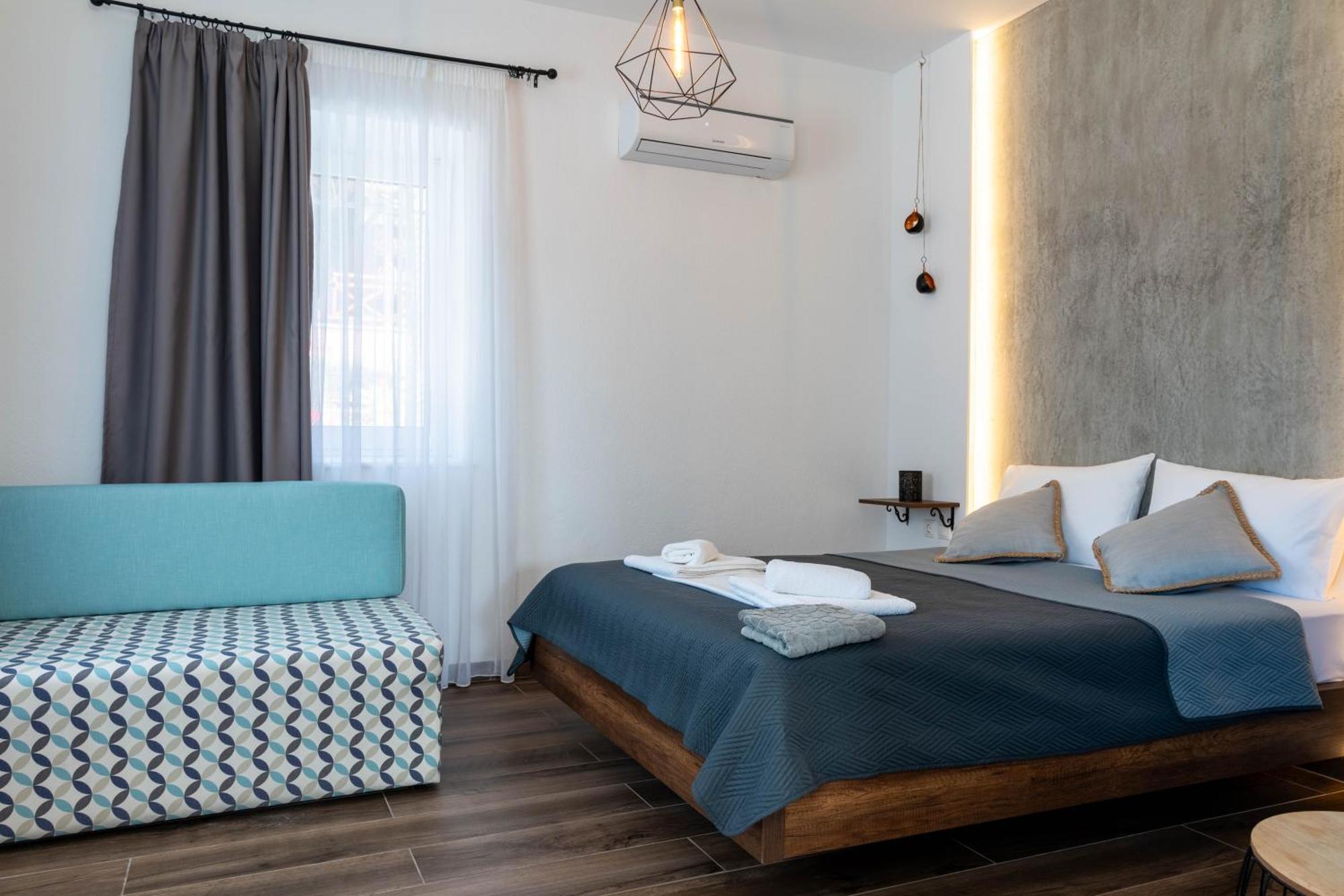Aigli Luxury Studios Nea Roda Dış mekan fotoğraf