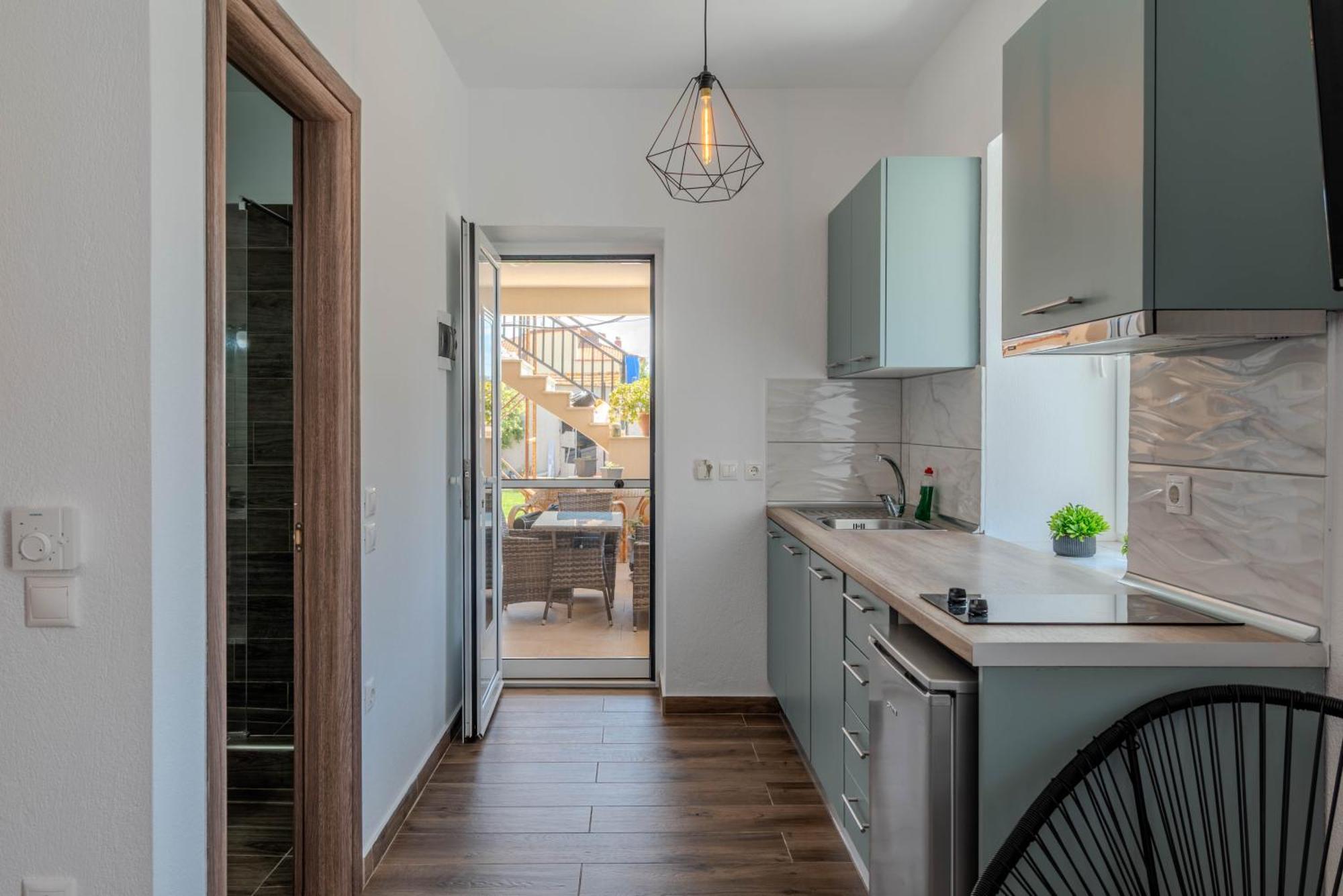 Aigli Luxury Studios Nea Roda Dış mekan fotoğraf
